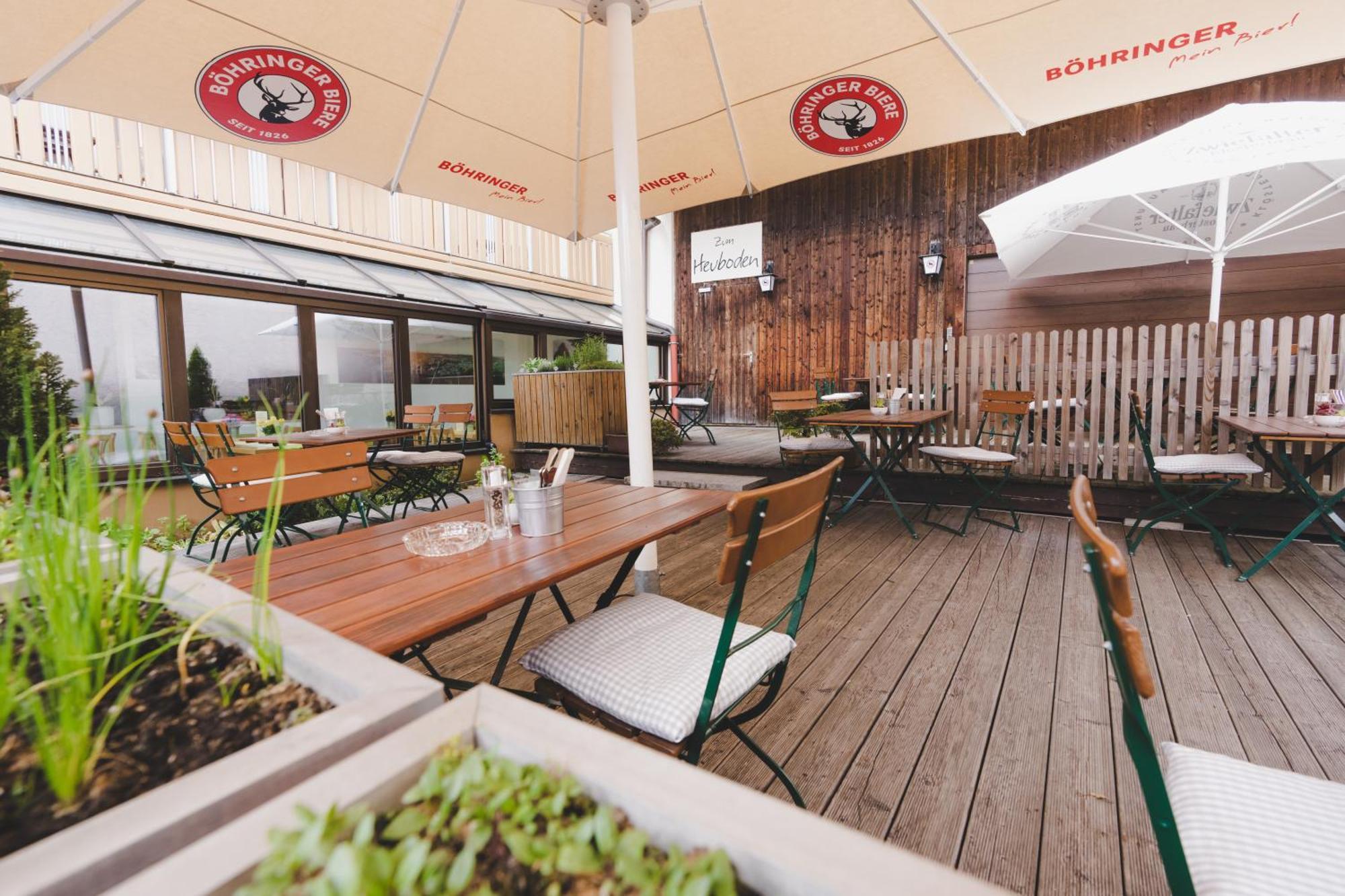 Hotel Gasthof Roessle Westerheim ภายนอก รูปภาพ